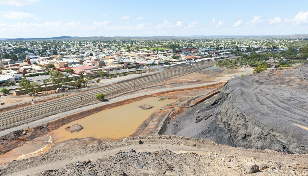Broken Hill from the top of the slag heap.