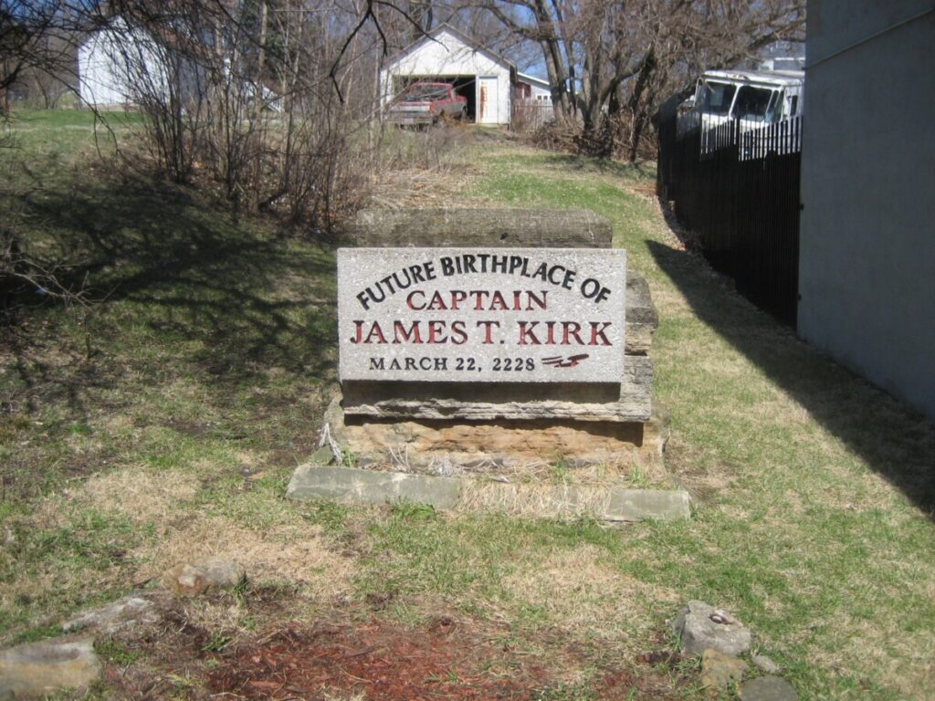 A stone monument in Riverside, Iowa, reading Future Birthplace of Captain James T. Kirk, March 22, 2228.