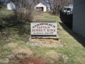 A stone monument in Riverside, Iowa, reading Future Birthplace of Captain James T. Kirk, March 22, 2228.